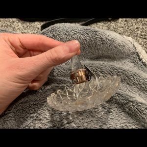 Rose gold miss Bendel ring set